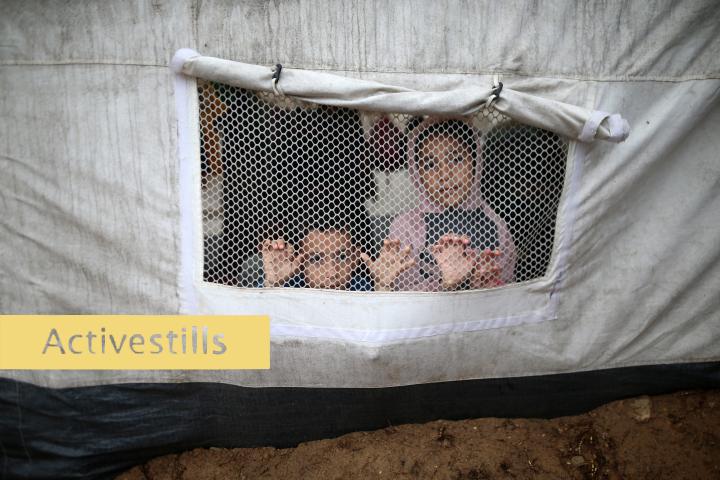Photo of two Gazan children in a tent